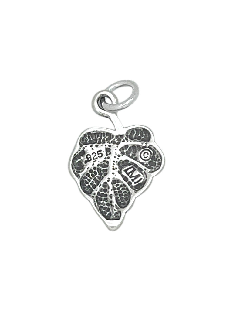 Leaf Charm-820