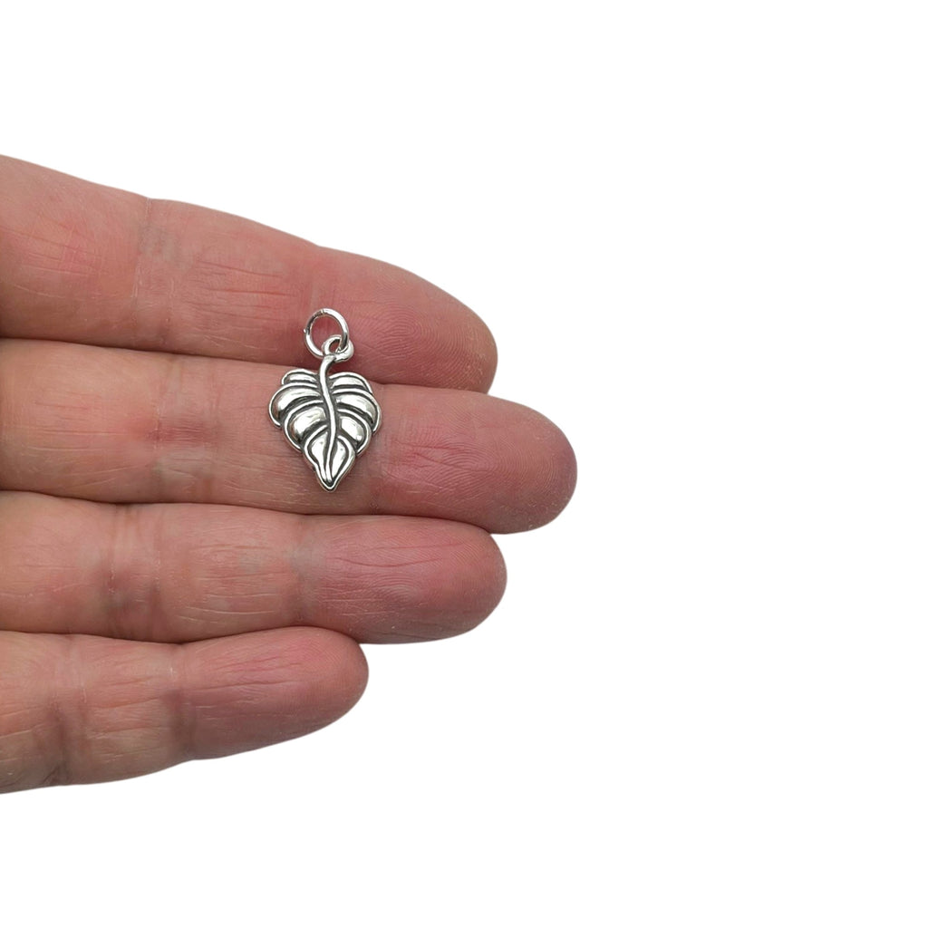 Leaf Charm-820
