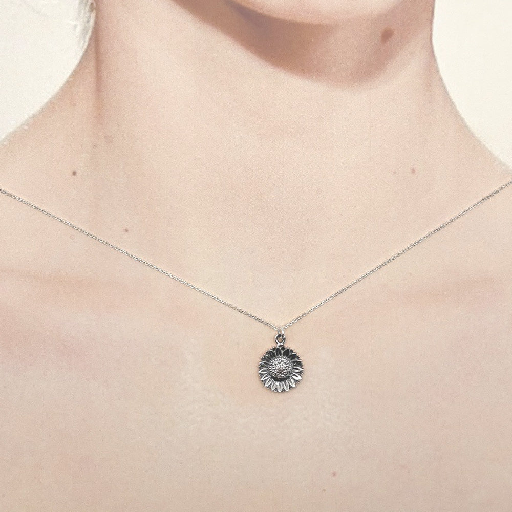 Sunflower Charm-9356