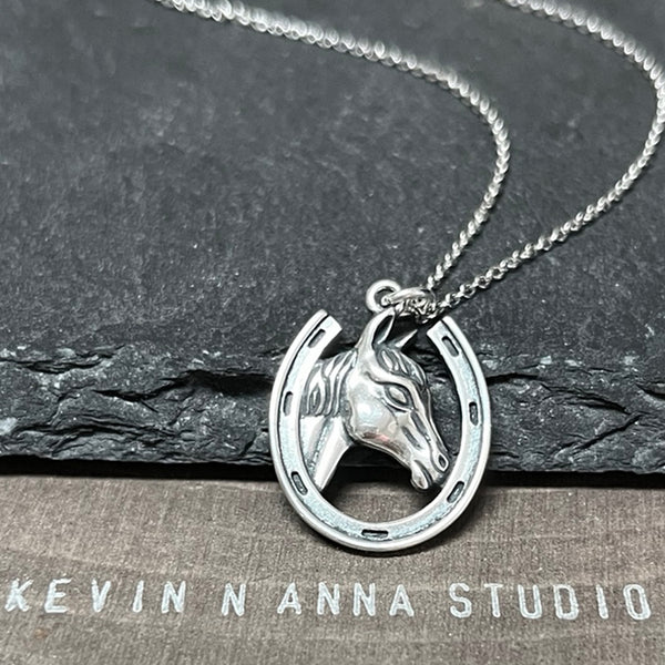Horseshoe Necklace – Kevin N Anna