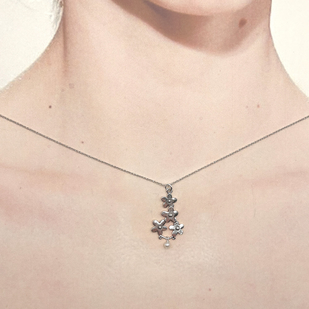 Flower Necklace-B05S