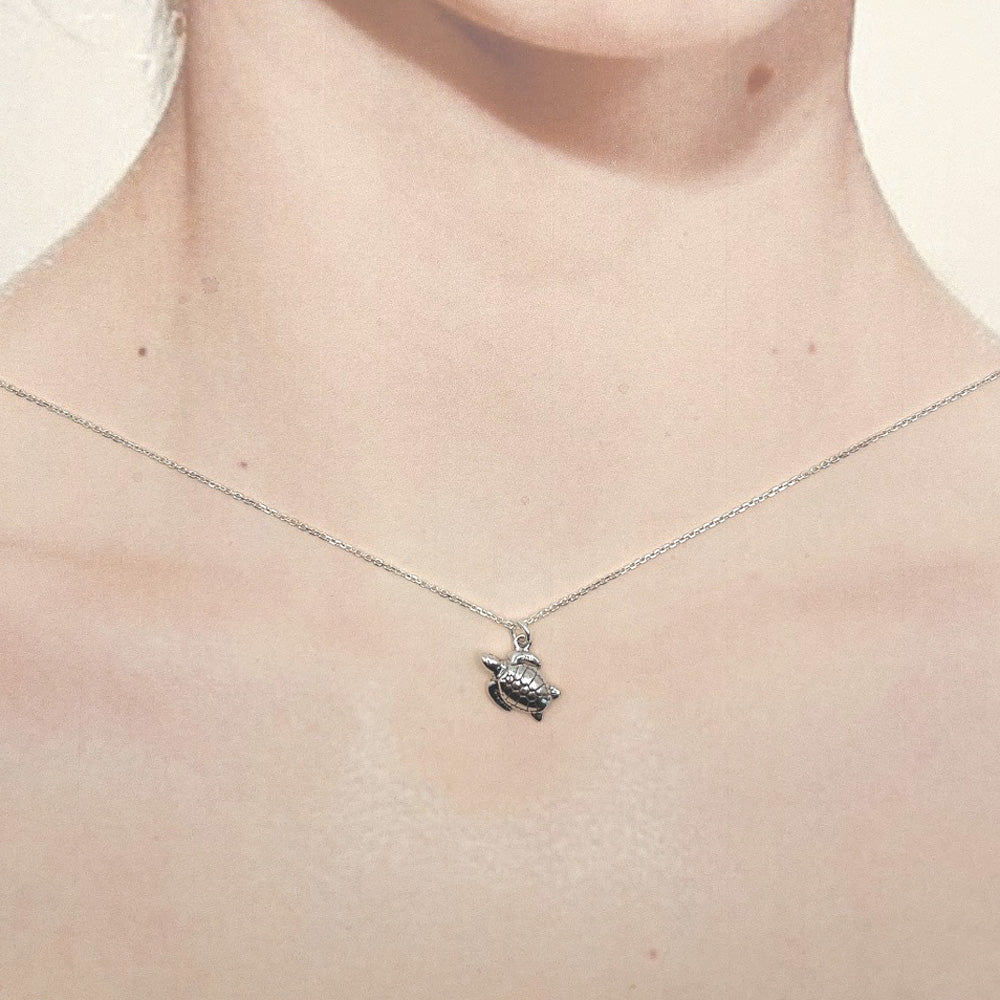 Turtle Charm-C114P