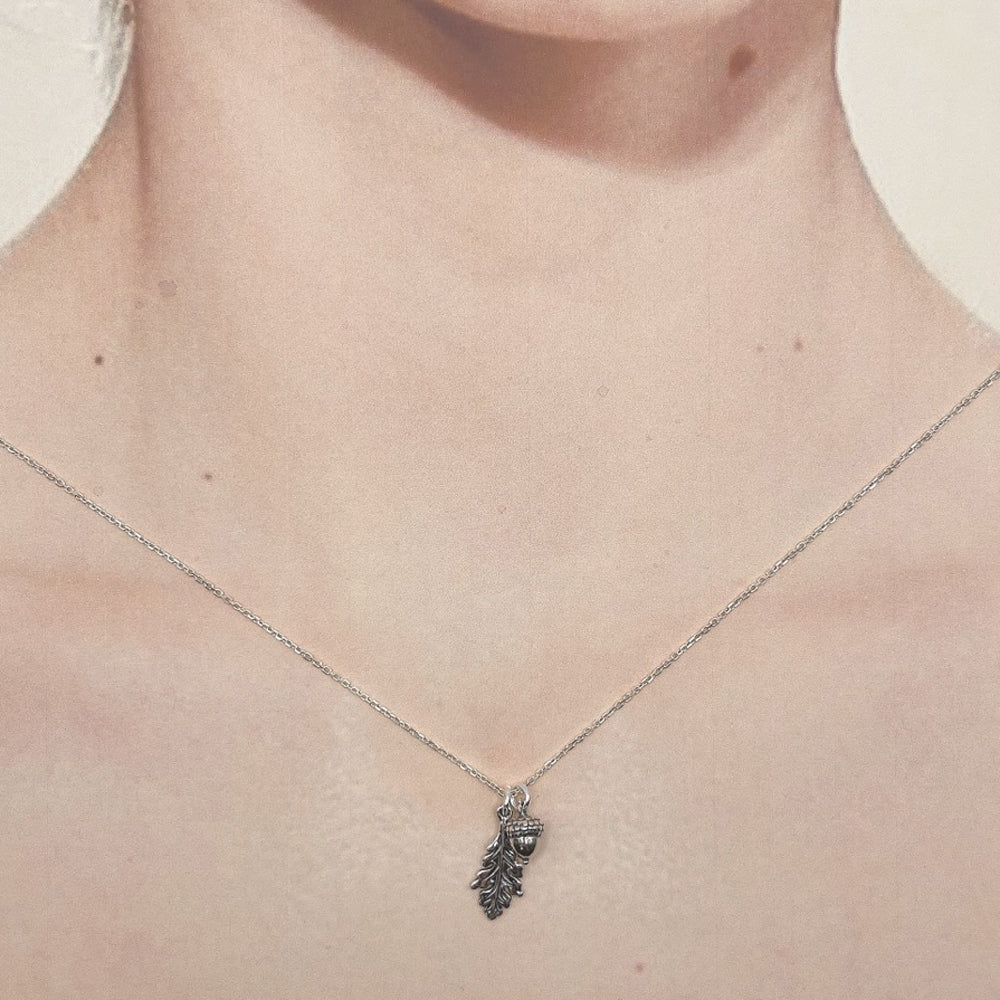 Acorn Oak leaf necklace-C6788
