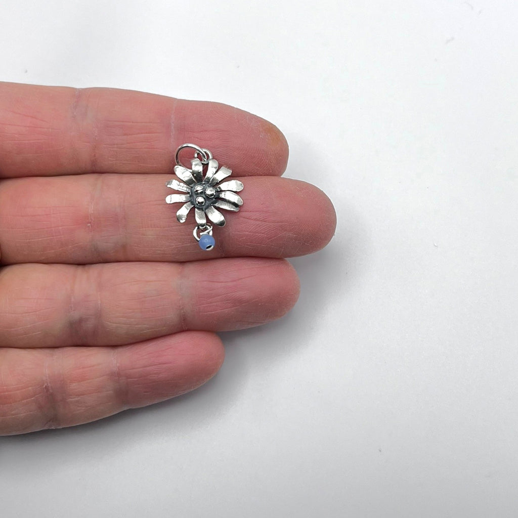 Daisy Charm-B09S